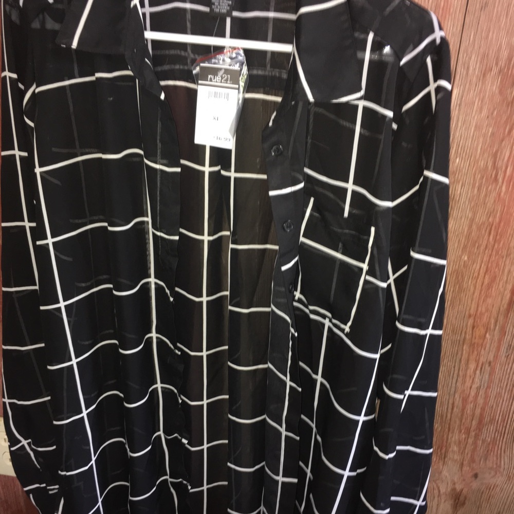 Black button down with white stripes